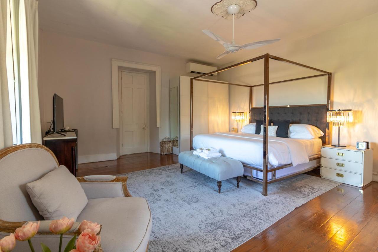 Hotel Sweetfield Manor à Bridgetown Extérieur photo