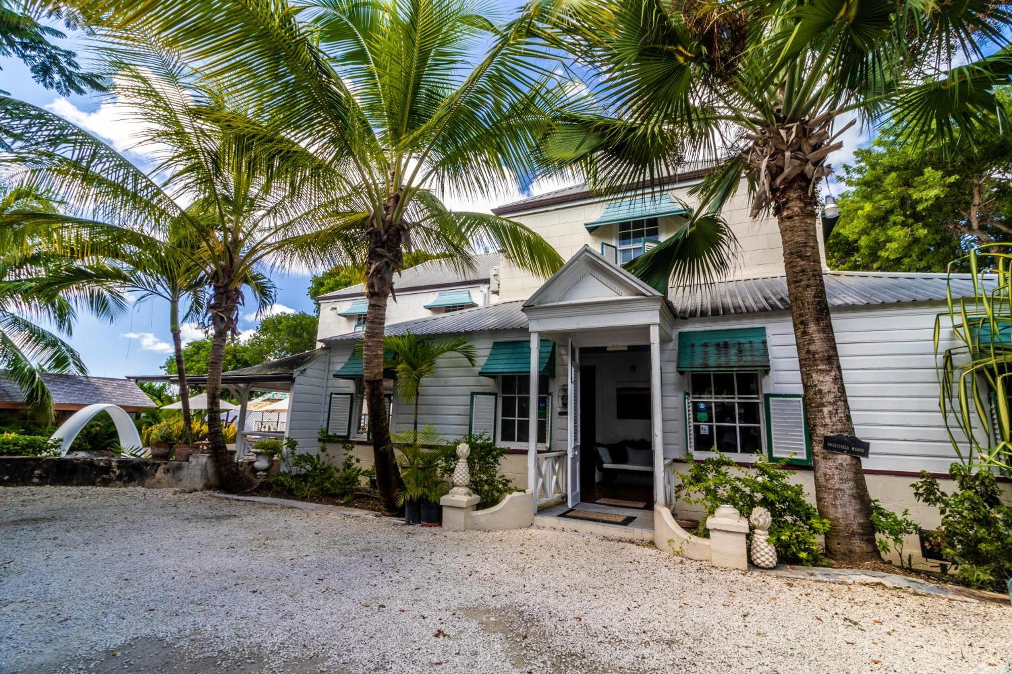 Hotel Sweetfield Manor à Bridgetown Extérieur photo
