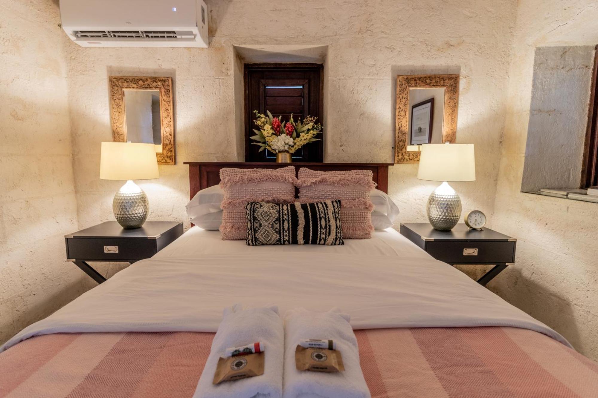 Hotel Sweetfield Manor à Bridgetown Extérieur photo
